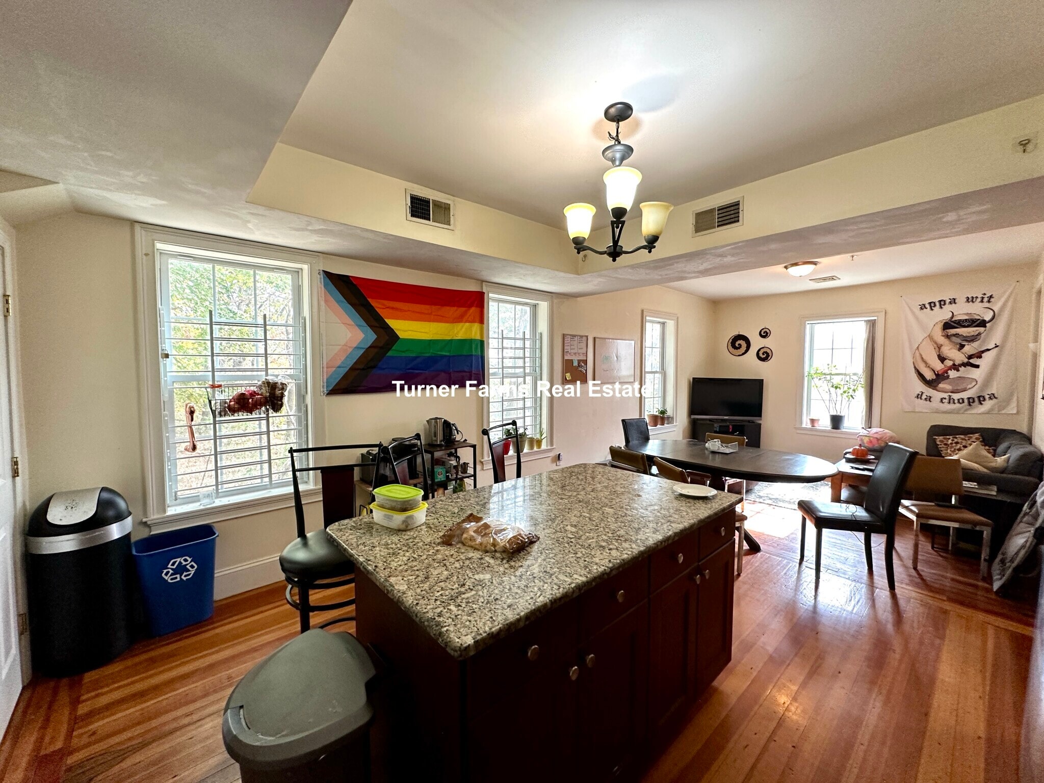 Building Photo - 107 Fisher Ave