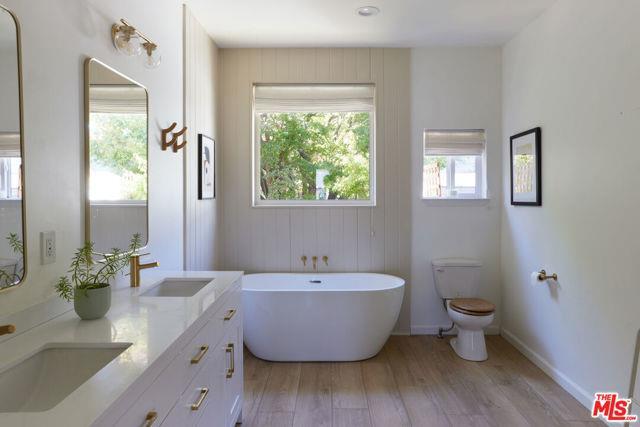 Building Photo - 102 Pawnee Ln