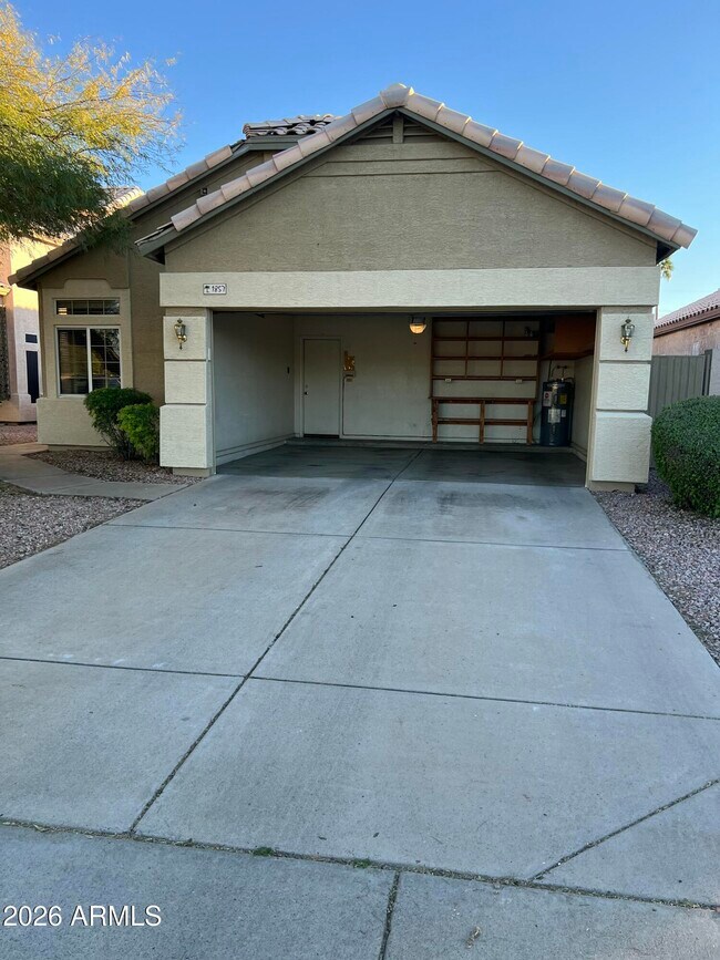 Building Photo - 1857 E McNair Dr