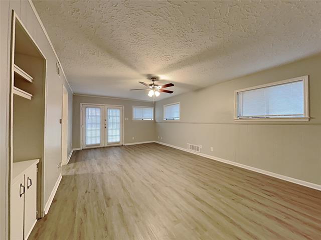 Building Photo - 13415 Spring Grove Ave