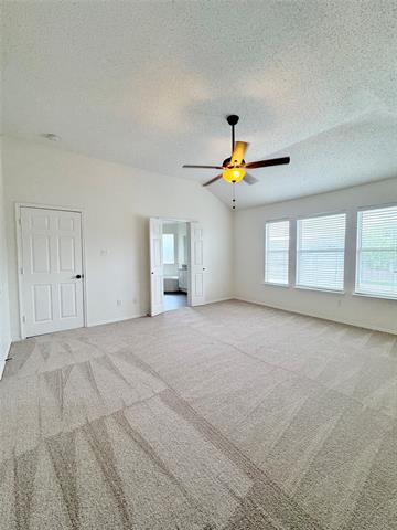 Building Photo - 835 Rockett Ln