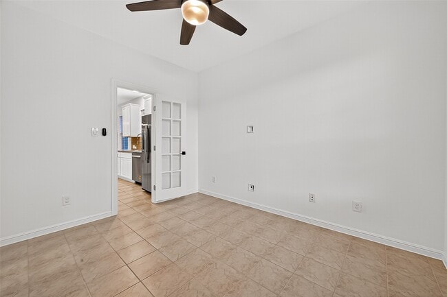 Building Photo - 7927 Tindarey Maple Trace
