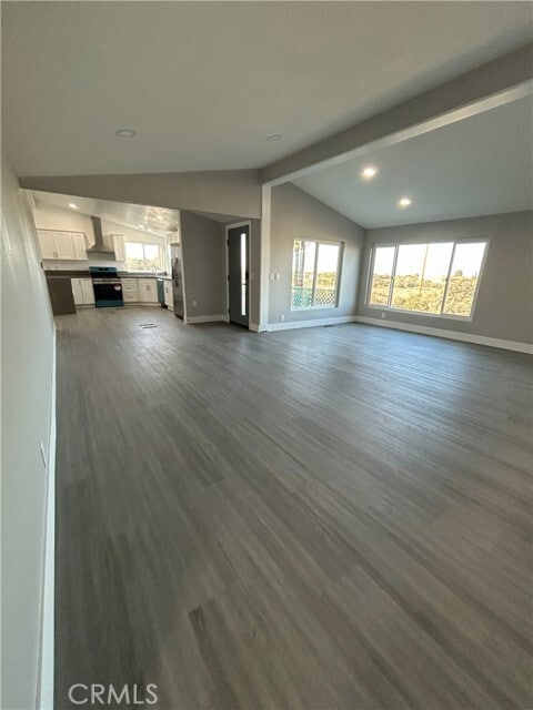 Building Photo - 10421 El Centro Rd