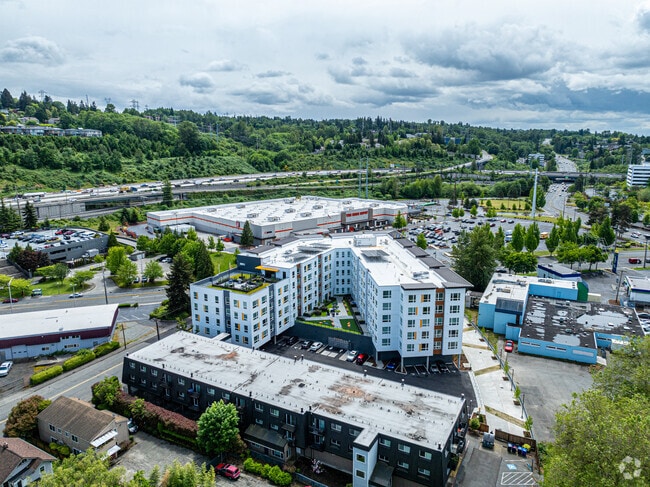 Building Photo - Watershed Renton