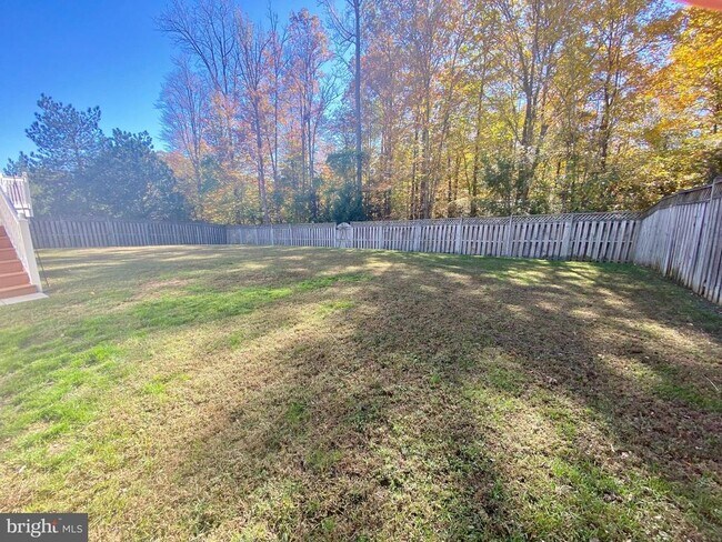 Building Photo - 64 Tavern Rd