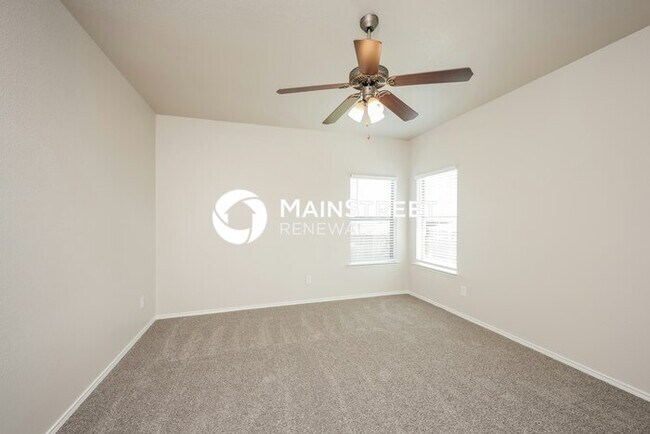 Building Photo - 3 Bedroom Pet-Friendly Home in Seagoville,...
