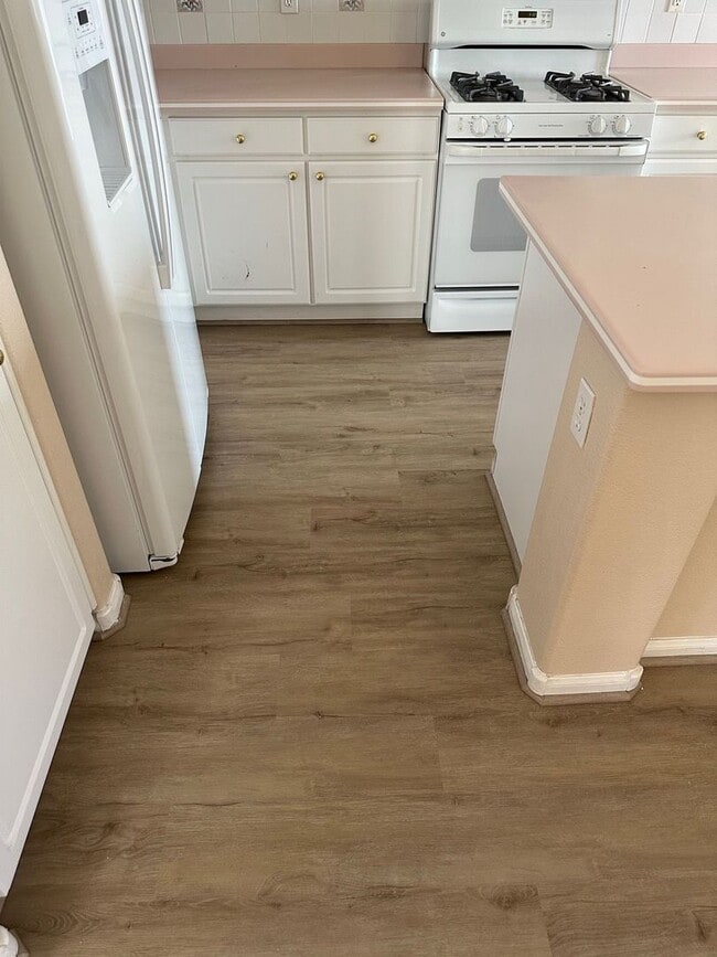 Building Photo - Henderson Pool Home