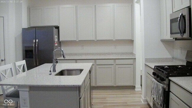 Building Photo - 5916 Sunstone Rd