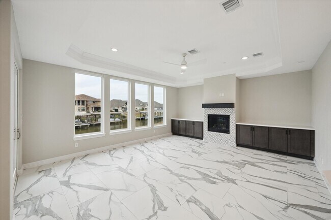 Building Photo - 602 Appia Dr