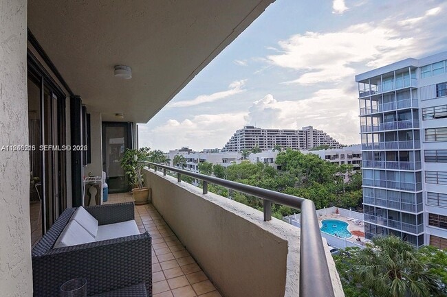 Building Photo - 170 Ocean Ln Dr