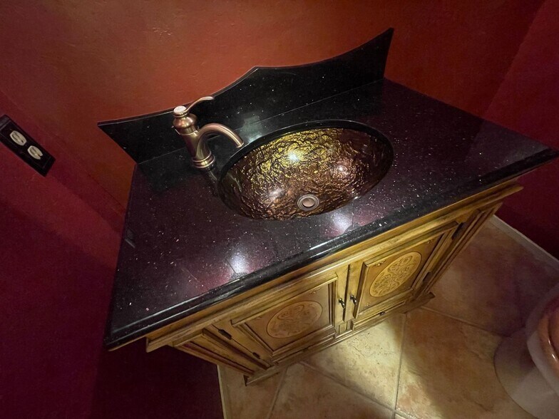 Building Photo - 9437 E Minnesota Ave