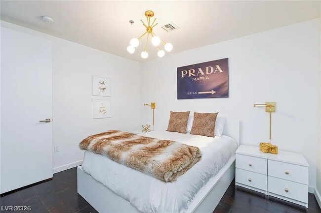 Building Photo - 4471 Dean Martin Dr