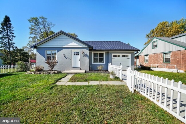 Building Photo - 214 Maryland Ave