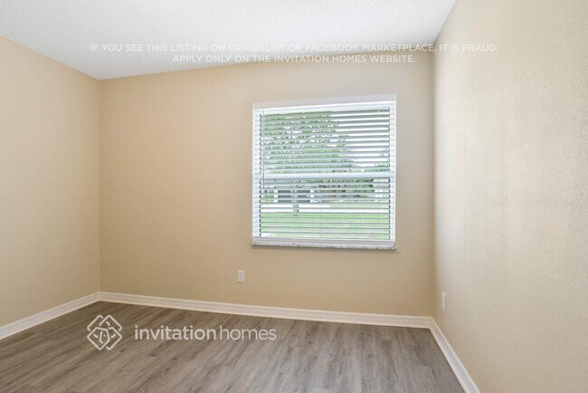 Building Photo - 974 Treadway Dr