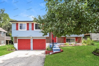 Building Photo - 12082 Hazelhurst Dr