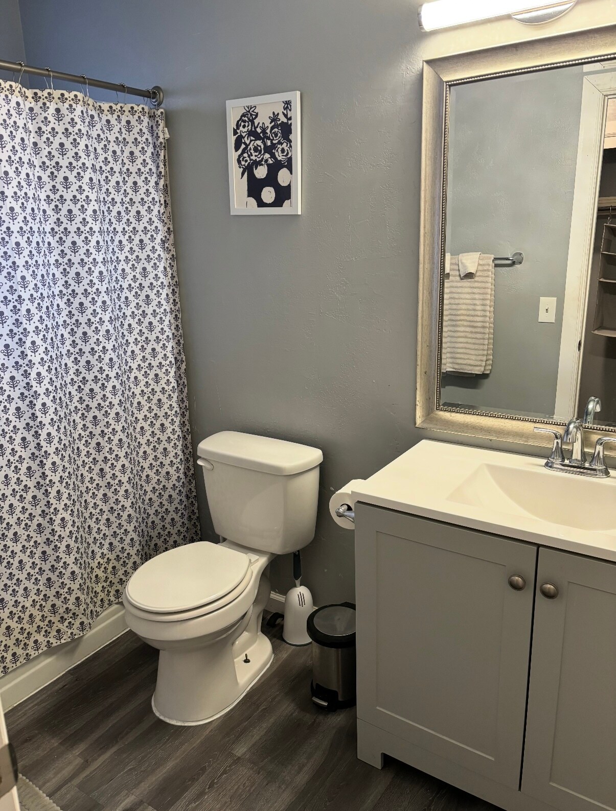 Building Photo - 10116 Comanche Rd NE