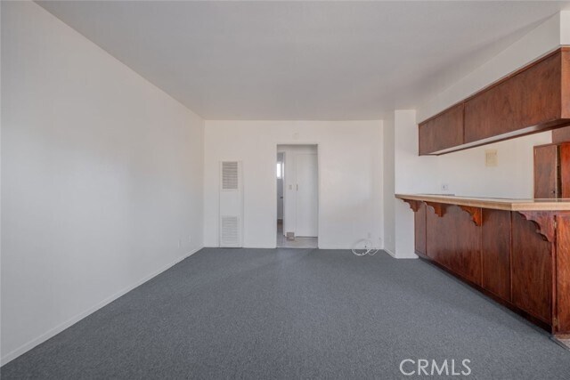 Building Photo - 1601 College View Dr