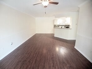 Building Photo - Beautiful 1/1 Wood Floors Condo for Rent c...