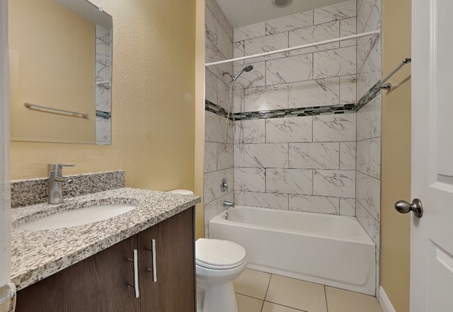 Building Photo - 5017 SW 165th Street Rd