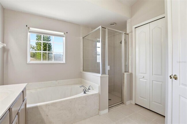 Building Photo - 1791 Florence Vista Blvd