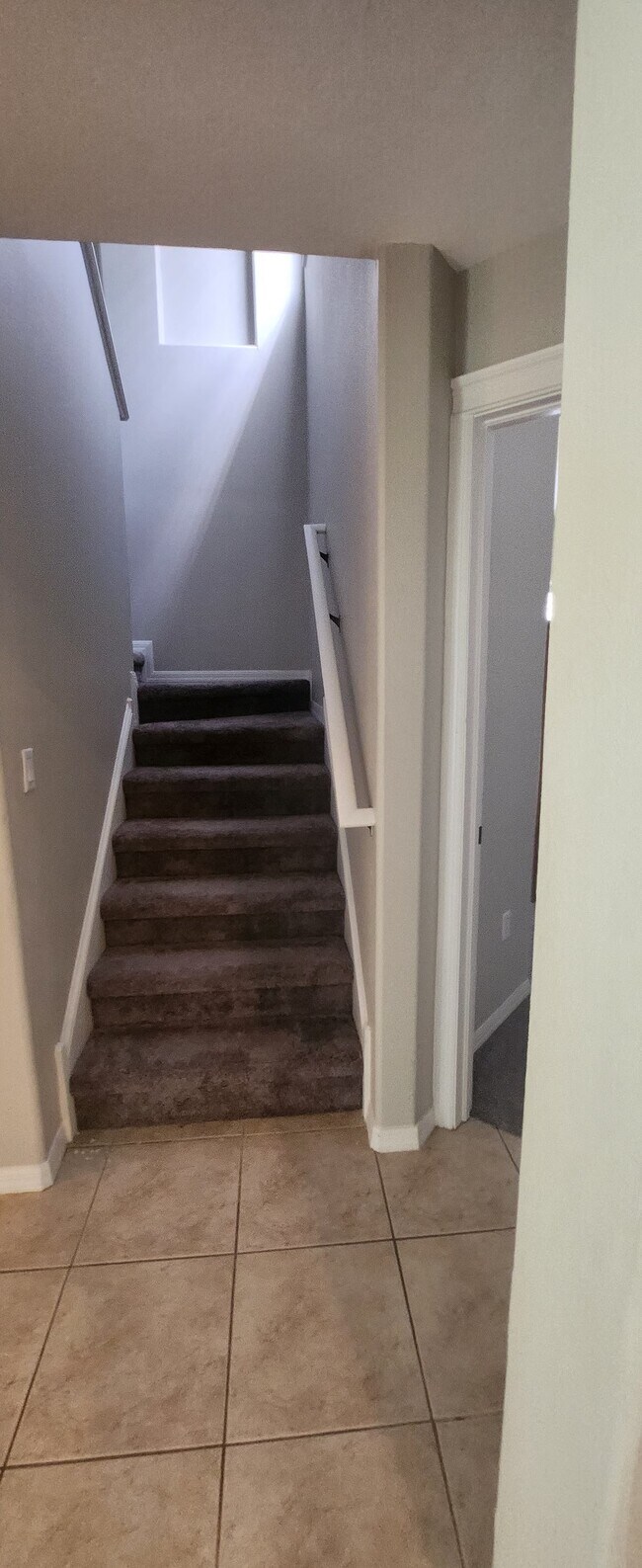 Upstairs Loft - 6739 Bluff Meadow Ct