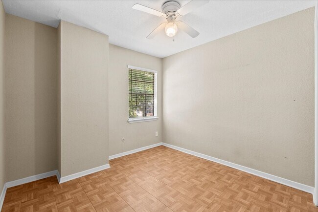 Building Photo - 1448 Silverpines Rd