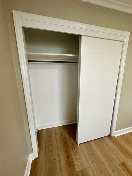 Building Photo - 705 Pennington Ave