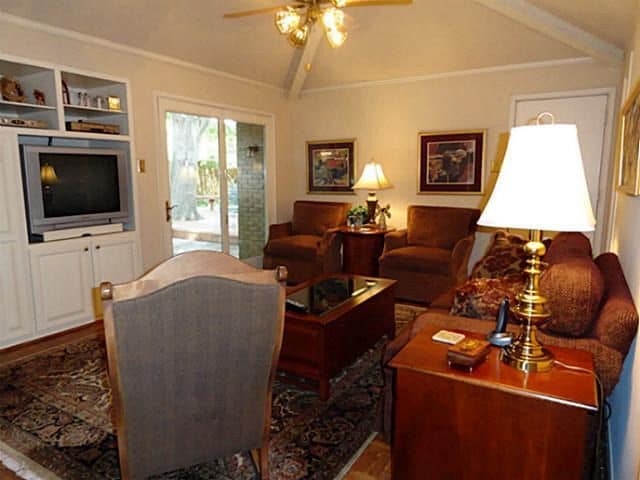 Building Photo - 2304 Canyon Valley Trail