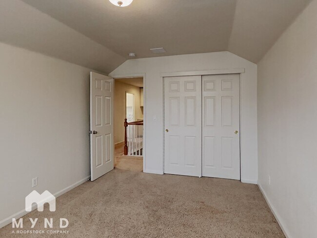 Building Photo - 6627 Sportoletti Dr