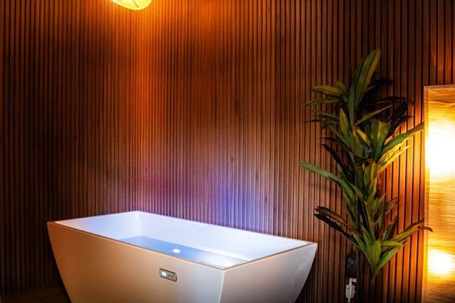 Building Photo - 2505 Thornton Rd