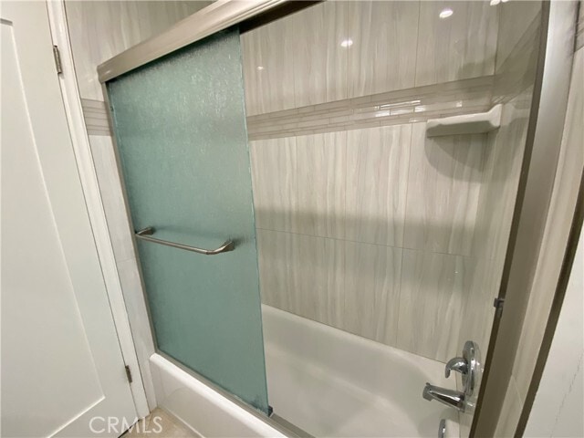 Building Photo - 665 W 34th St