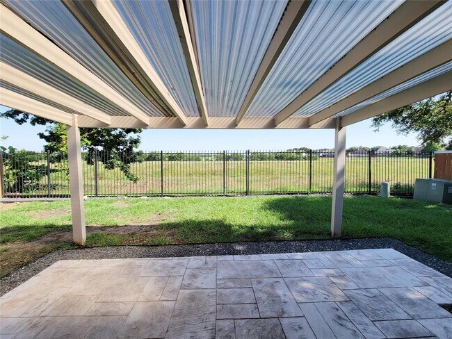 Building Photo - 12307 Shadowvista Dr