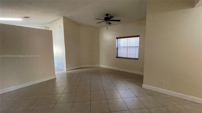 Building Photo - 6952 SW 148 Ln