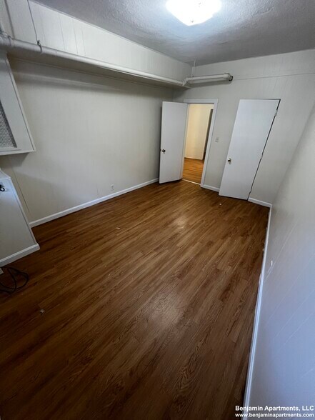 Building Photo - 119 Sutherland Rd
