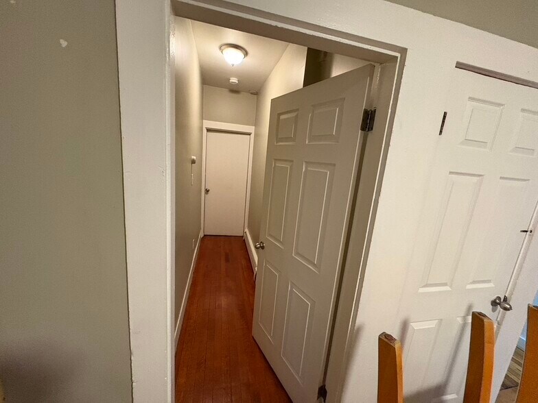 Building Photo - 24 Washington Ave