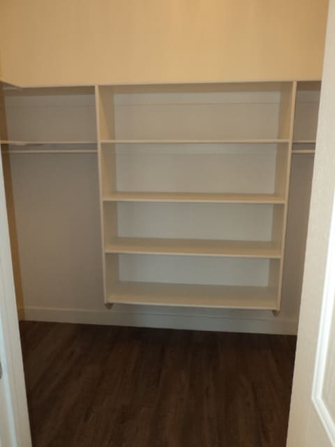 Building Photo - 575 Hagens Aly