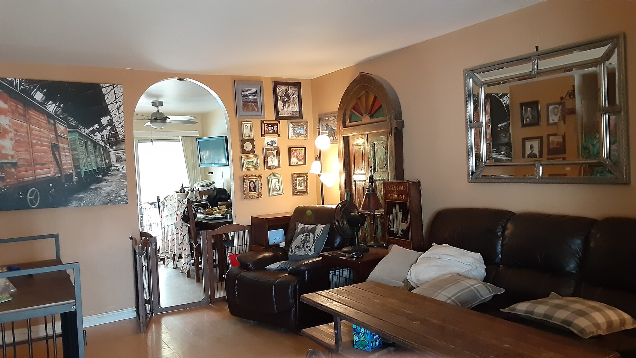 Building Photo - 15157 Jenell St