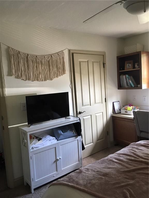 Building Photo - 203 Kelly Rd