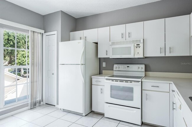 Building Photo - 11455 Harbor Way