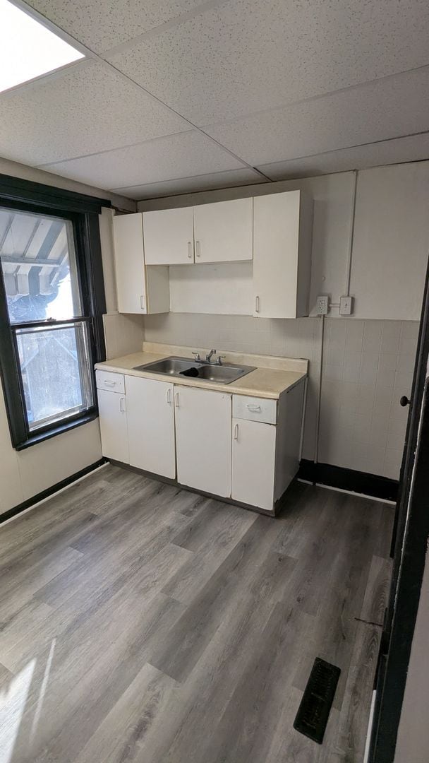 Building Photo - Schonfeld Holdings, LLC (916 6th St)