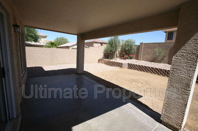 Building Photo - 22866 W Morning Glory St