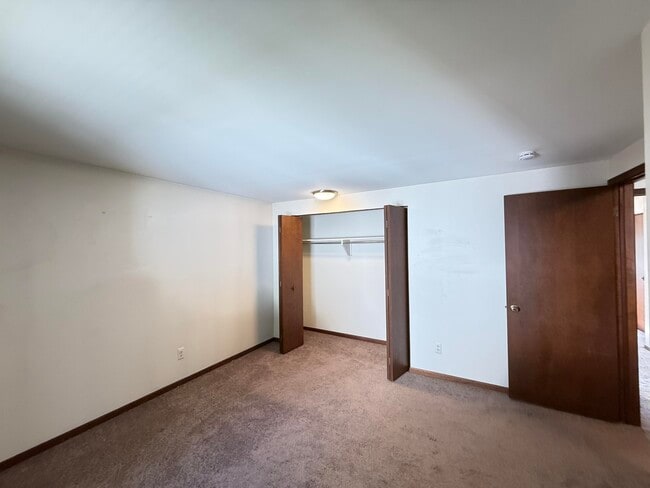 Building Photo - 1707 Dexter Ave