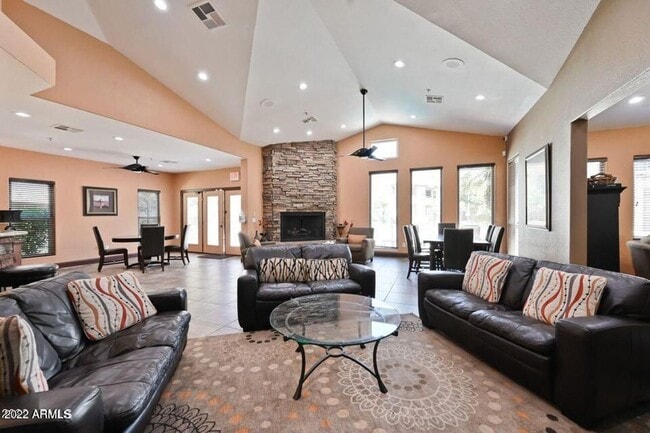 Building Photo - ADORABLE SCOTTSDALE CONDO!