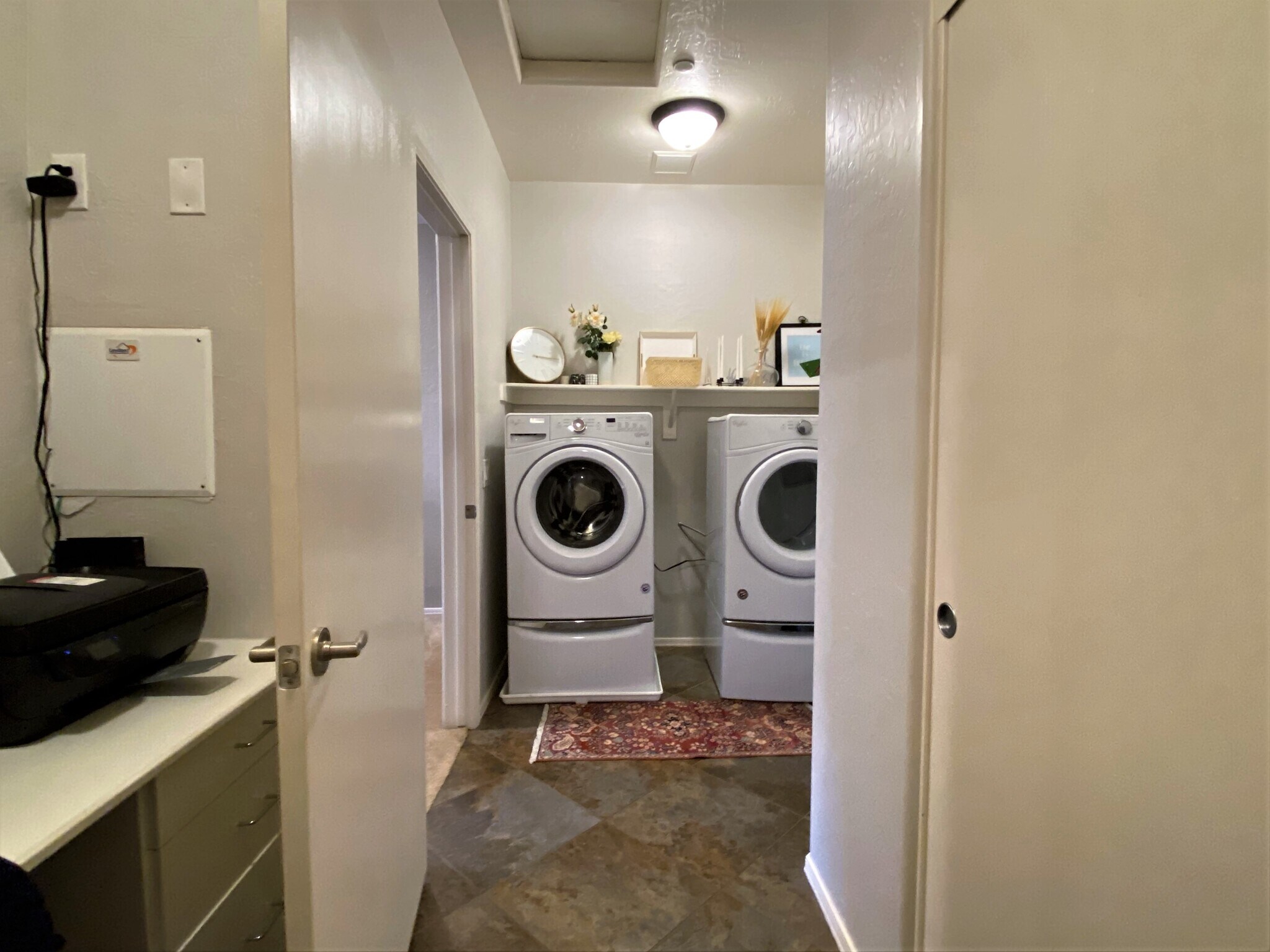 Building Photo - 4685 Apulia Dr