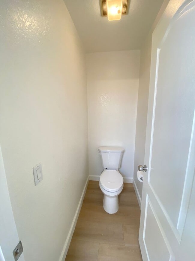 Building Photo - Very Spacious 3 Bedroom, 2.5 Bathroom House For Rent in Buena Park-Lots of Recent Upgrades!