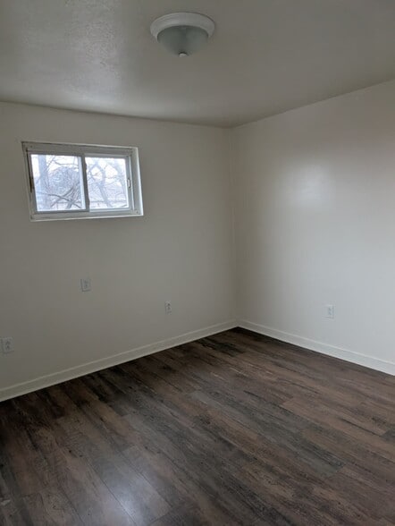 Building Photo - 2314 Broadway Ave