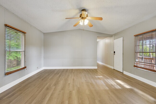 Building Photo - 20356 S I - 12 Service Rd