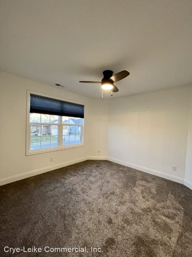 Building Photo - 3 br, 2.5 bath House - 520 Dexter Dr