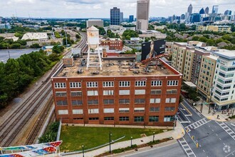 Building Photo - Gorgeous Loft  in Historic Warehouse Building