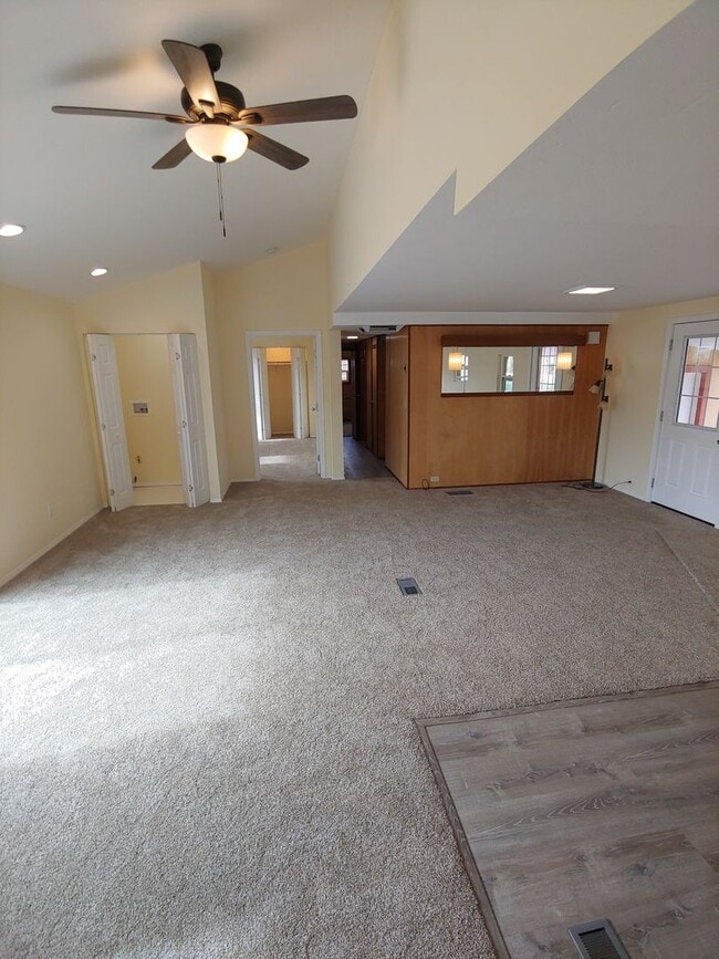 Building Photo - Beautiful Upgraded Tucson Estates Home - Gorgeous Views - 55+ Community